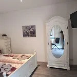 Kastanienhof 아파트 뤼벤